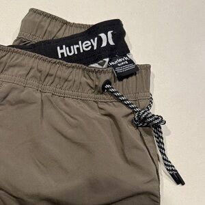 Hurley Men’s Joggers Pants Size Small Khaki Green Tech Poly 30 x 29”  RN#100759